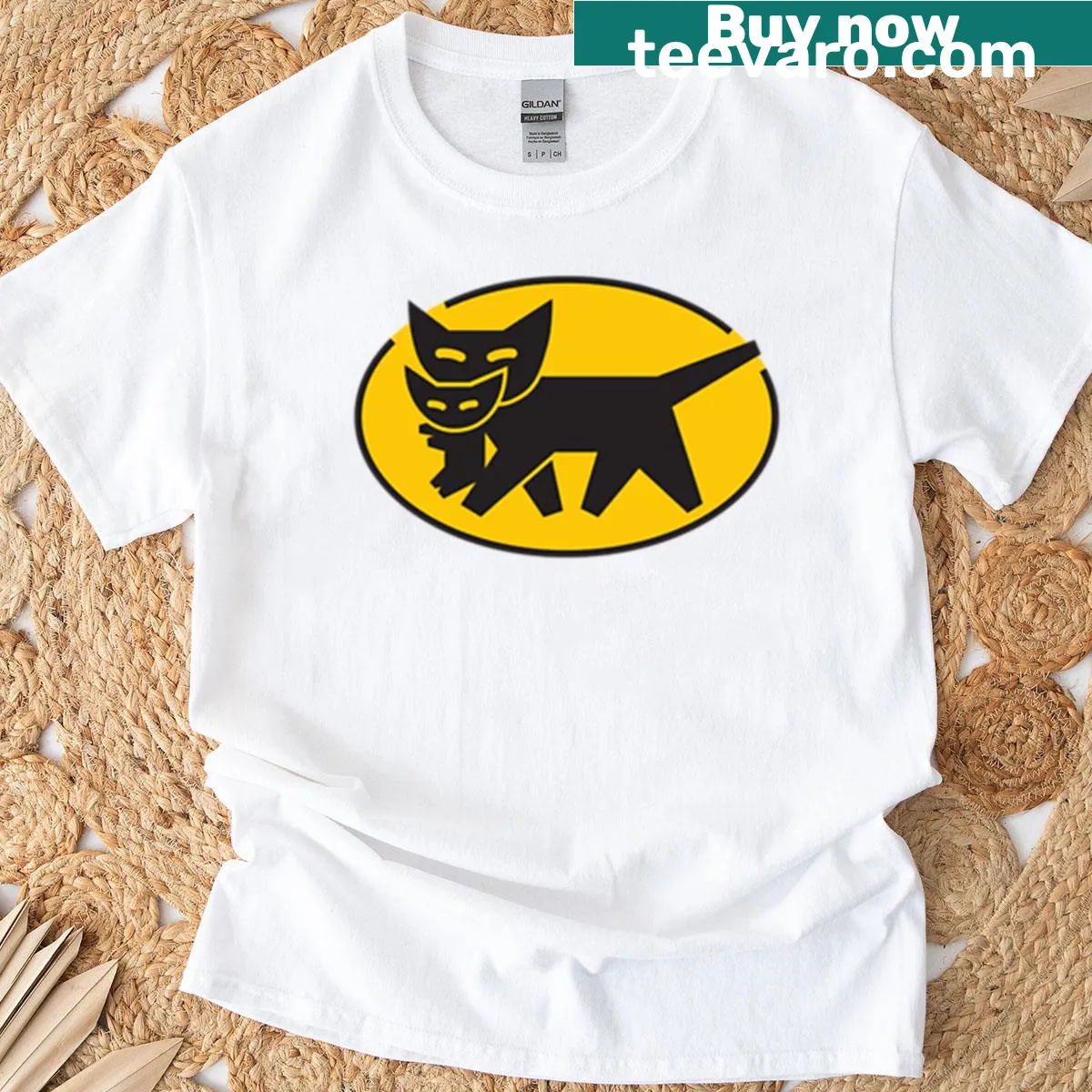 Yamato Transport Kuroneko logo on a T-shirt — on a men's t-shirt