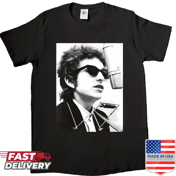 Vintage tour shirt celebrating rock and folk music legends