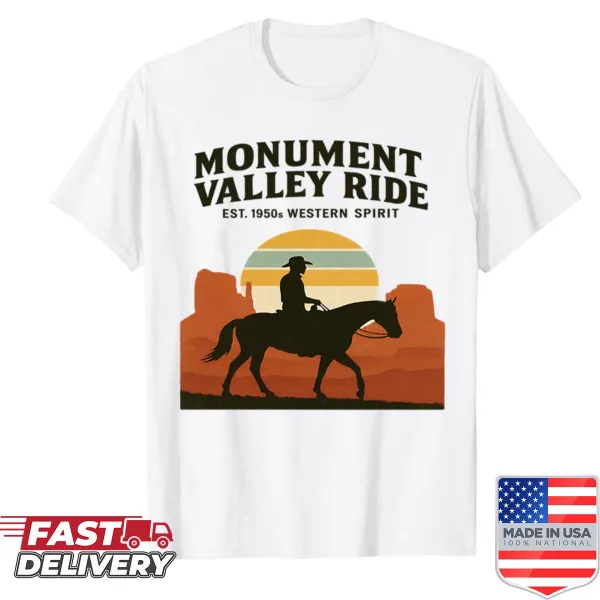Oversized shirt featuring a horse riding into the sunset graphic