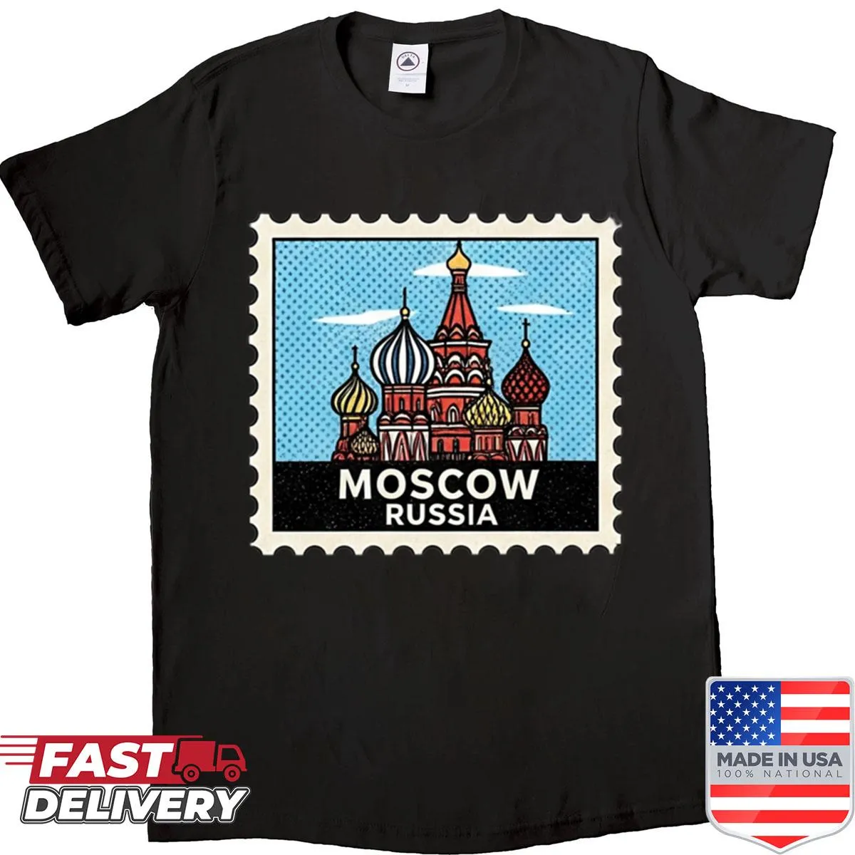 Vintage shirt featuring a graphic of Moscow Red Square