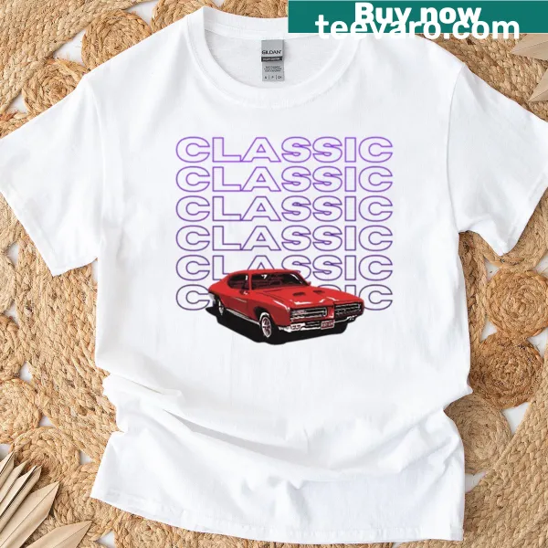 Car lover T-shirt with playful automotive graphic
