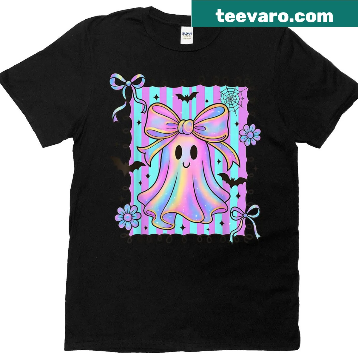 Cute T-shirt with a ghost and holographic bow for Halloween. — on a men's t-shirt