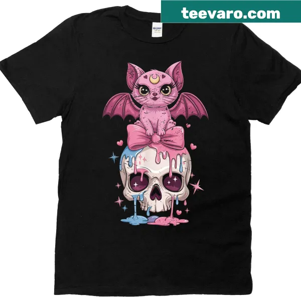 Cute Gothic t-shirt with bat skull and pink drip bow design