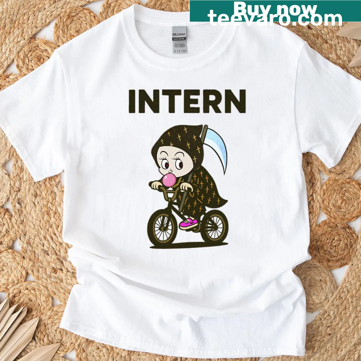 Playful graphic of an 'Intern Reaper' with bubble gum on an oversized T-shirt — on a men's t-shirt