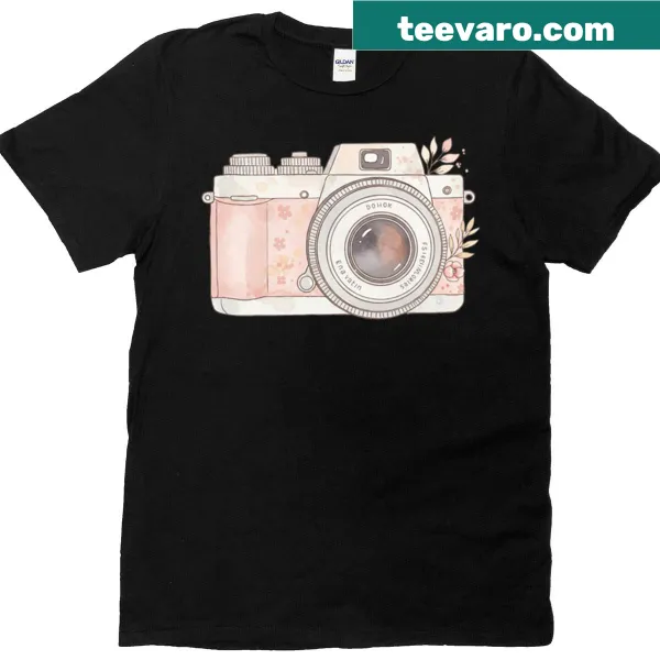 Vintage camera graphic t-shirt in pink