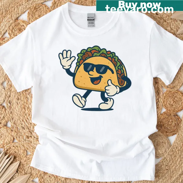 Oversized T-shirt with cartoon taco pun design