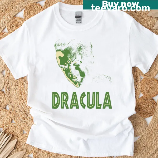 Vintage Dracula 1931 oversized T-shirt with classic horror graphic