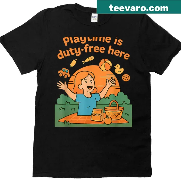 Cartoon T-shirt for a fun aunt featuring a picnic design