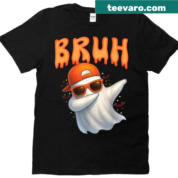 Funny dabbing ghost T-shirt perfect for Halloween