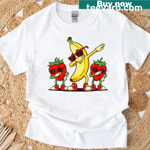 Retro graphic t-shirt with dabbing bananas for kids