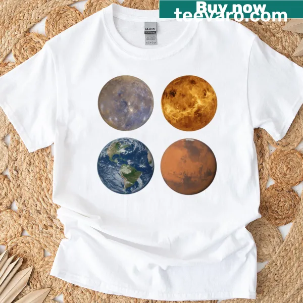 Illustration of Mercury, Venus, Earth, and Mars on a solar system t-shirt