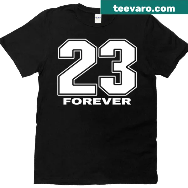 Oversized T-shirt featuring Ryne Sandberg's name and number 3