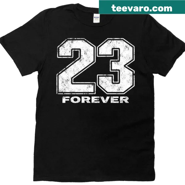 Vintage-distressed t-shirt featuring the number 3 and Ryne Sandberg tribute