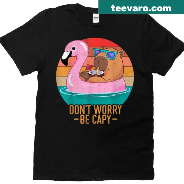 Oversized T-shirt with a funny capybara and flamingo design