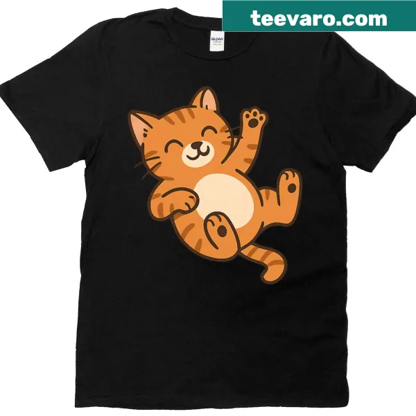 Oversized t-shirt featuring a happy ginger cat illustration