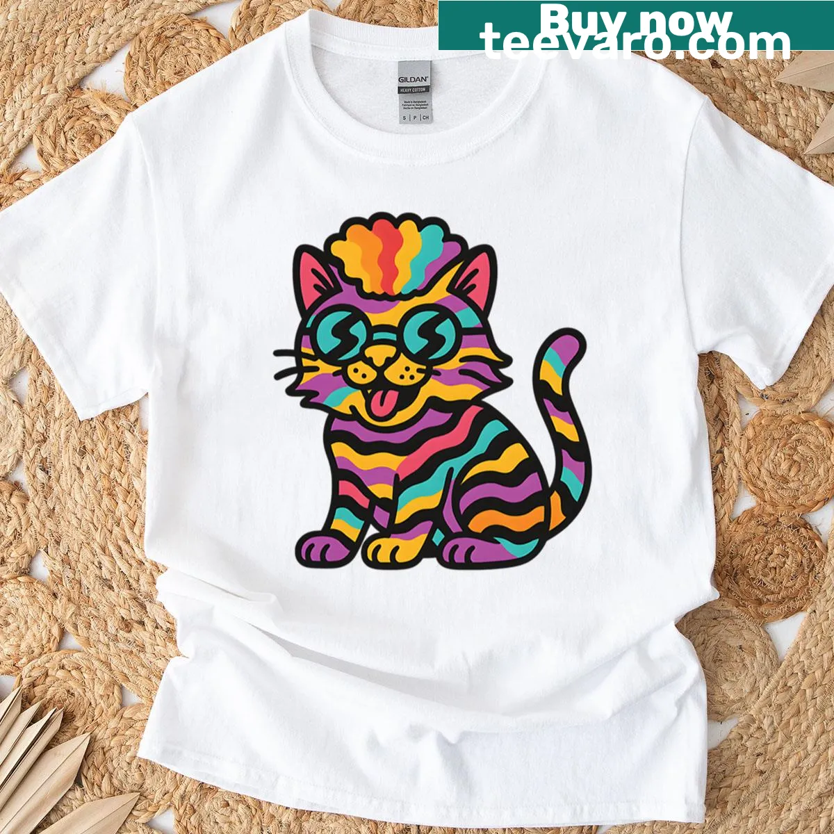 Psychedelic illustration of a cool cat on a t-shirt — on a men's t-shirt