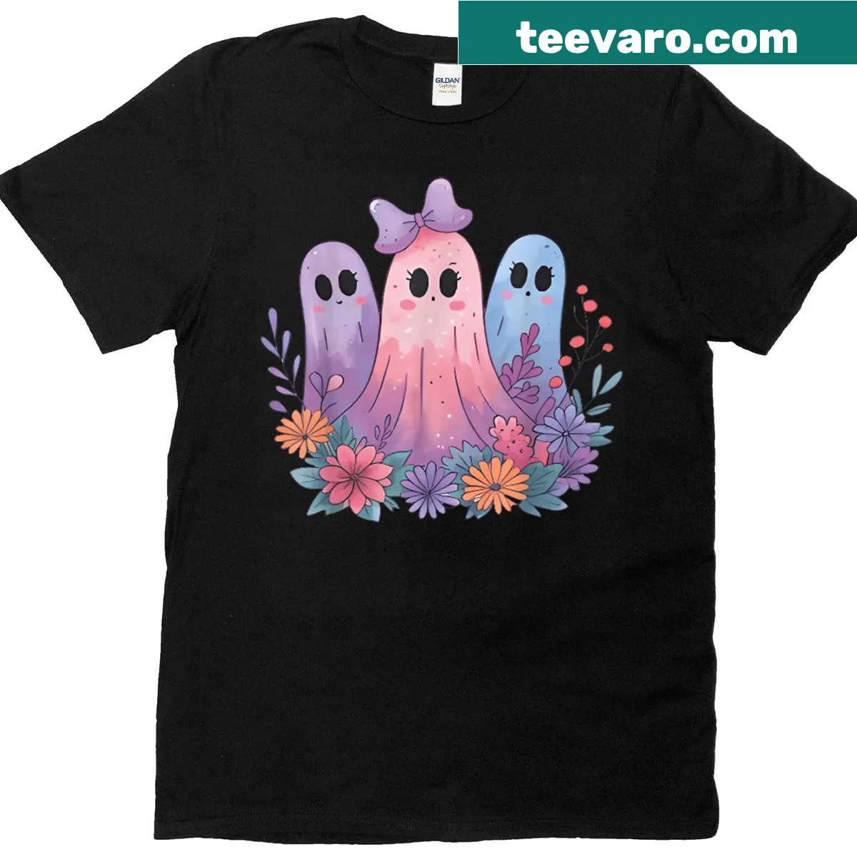 Cute retro wildflower and ghost Halloween t-shirt — on a men's t-shirt