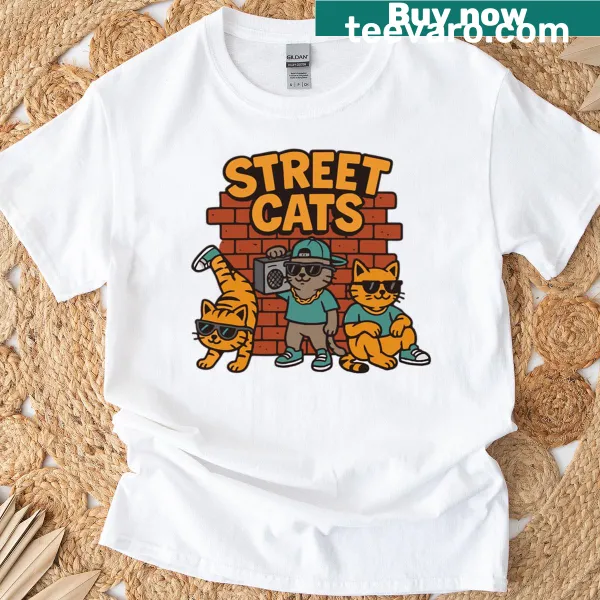 T-shirt with an illustration of street cats in urban settings