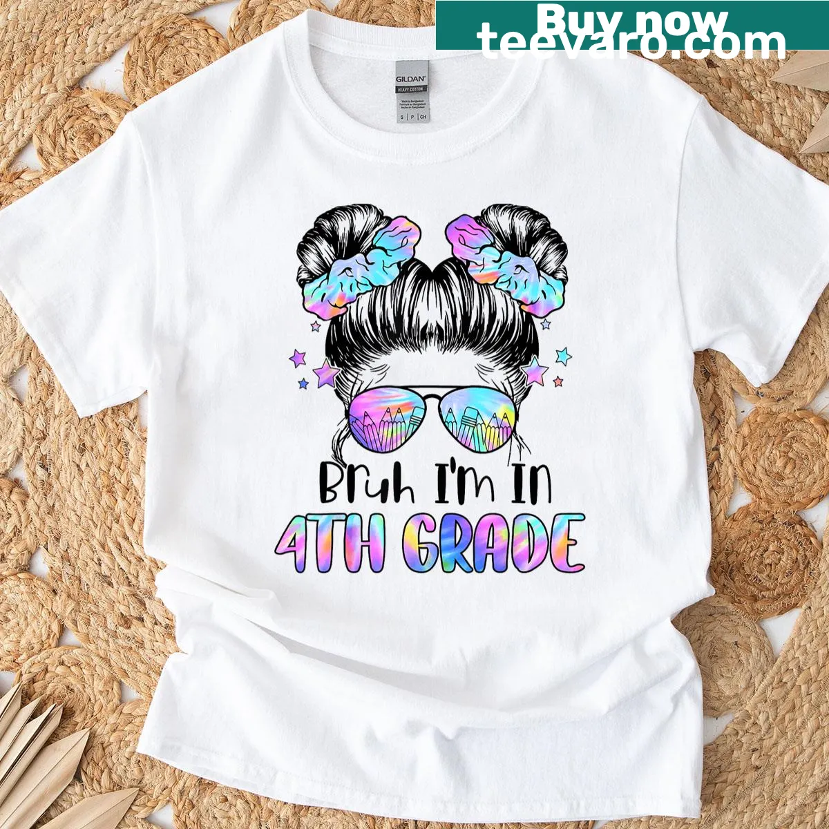 T-shirt for 4th graders with playful text — on a men's t-shirt