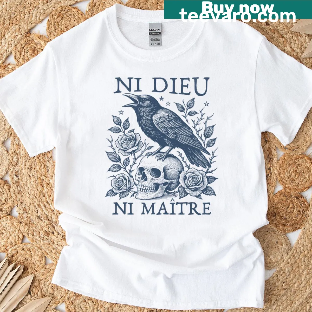 Vintage crow skull T-shirt with the phrase 'Ni Dieu Ni Maître' — on a men's t-shirt