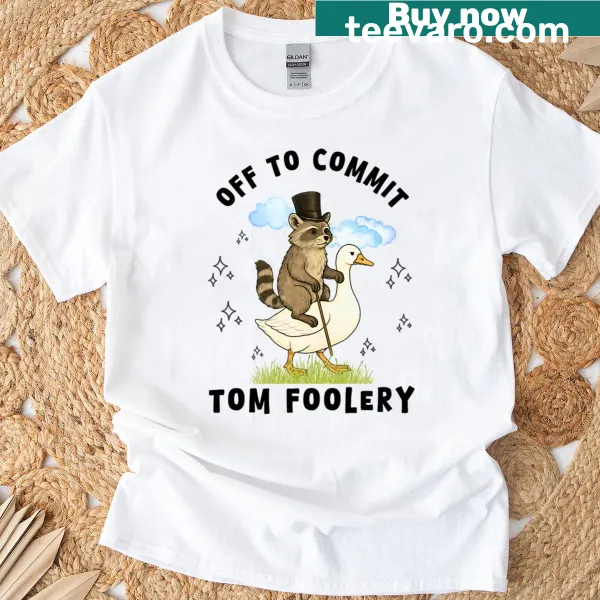 Vintage oversized T-shirt featuring a funny raccoon and goose graphic.