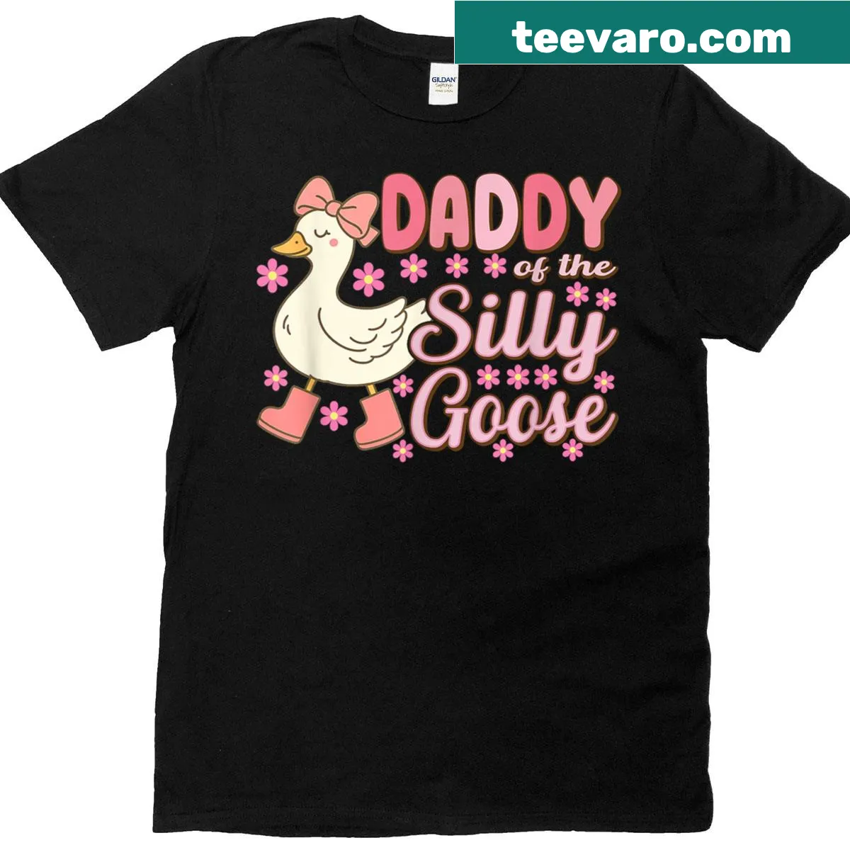 Funny birthday t-shirt with 'Daddy Goose On The Loose' — on a men's t-shirt