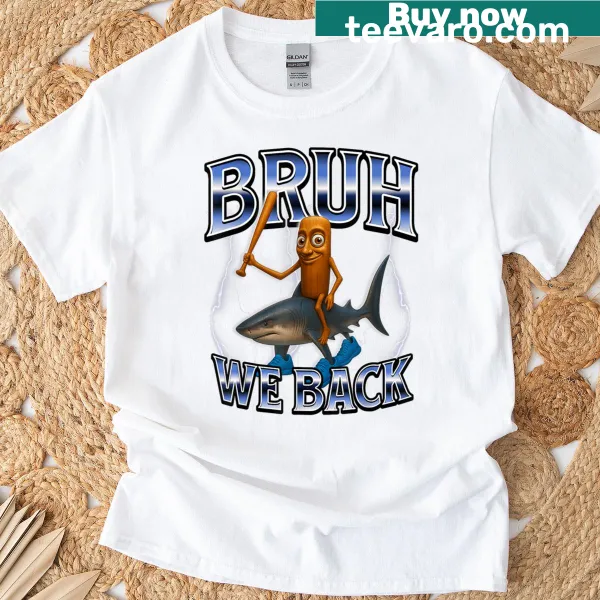 T-shirt with the phrase 'Italian Brainrot' reflecting school life