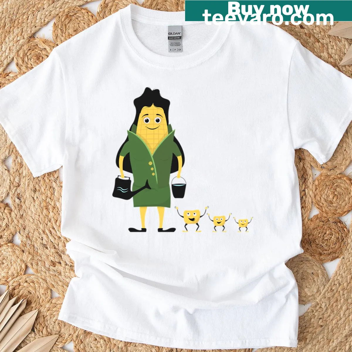 Cartoon mother corn with baby corns graphic on oversized t-shirt — on a men's t-shirt
