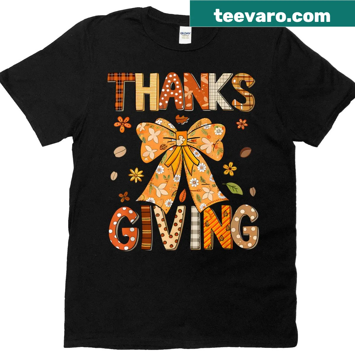 Thanksgiving t-shirt with 'Happy Thanksgiving Y'all' and autumn vibes — on a men's t-shirt