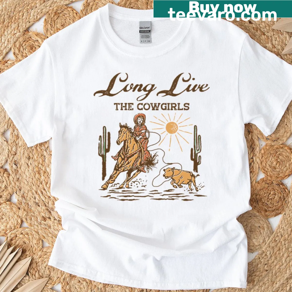 Fitted scoop T-shirt with 'Long Live The Cowgirls' text — on a men's t-shirt