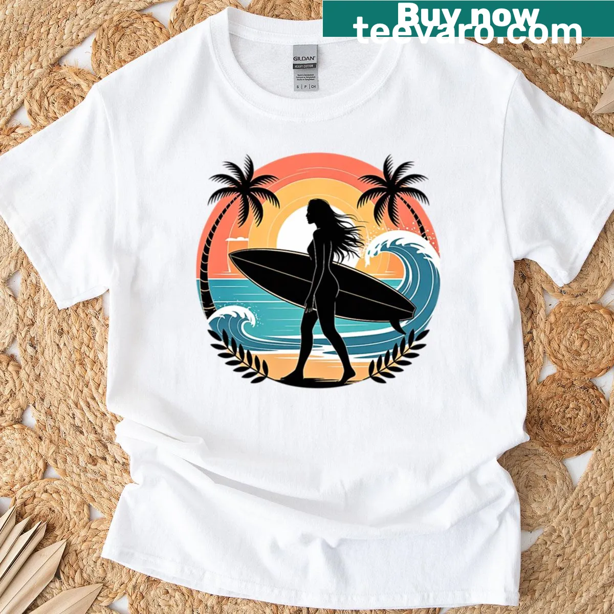 Retro surfer girl walking along the beach at sunset — on a men's t-shirt