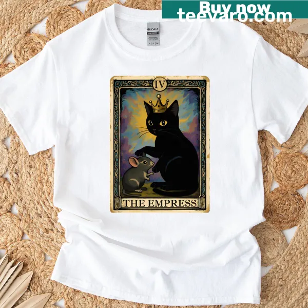 Illustration of a black cat as the Empress tarot card.