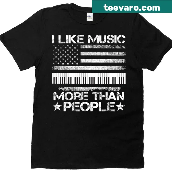 T-shirt for music lovers with a USA flag piano design