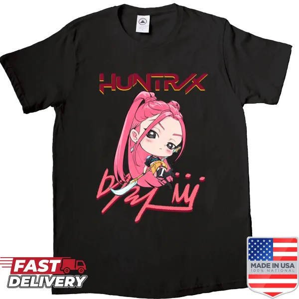 Casual oversized shirt with the phrase 'Khunt Mira.'