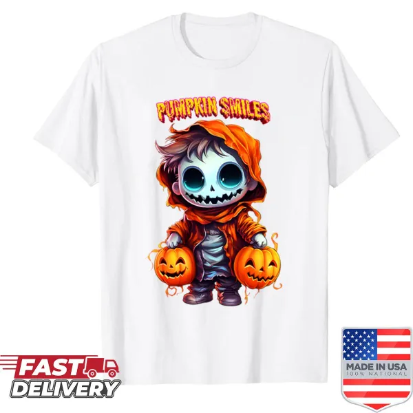 Oversized shirt featuring a pumpkin trick-or-treater design