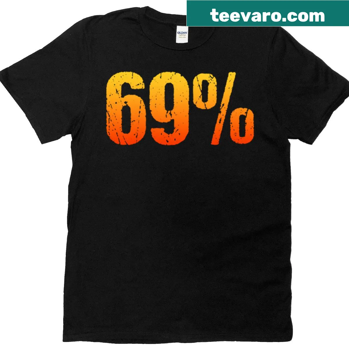 Oversized T-shirt with grunge typography displaying '69'. — on a men's t-shirt