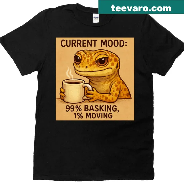 Oversized T-shirt with basking gecko illustration for kids
