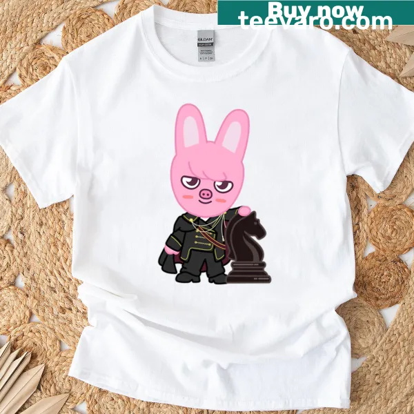 Charming T-shirt with Skzoo Dwaekki characters for seasons greeting