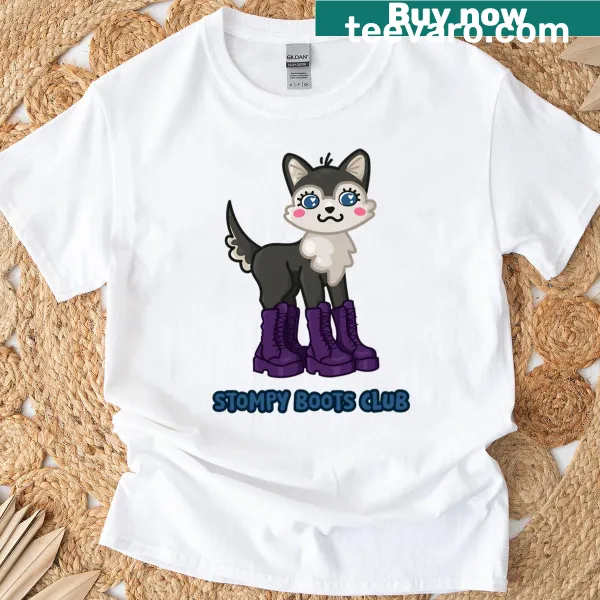 Cute T-shirt featuring a wolf graphic for animal lovers
