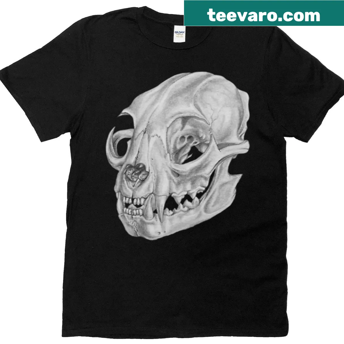Realistic bobcat skull graphic t-shirt for animal lovers — on a men's t-shirt