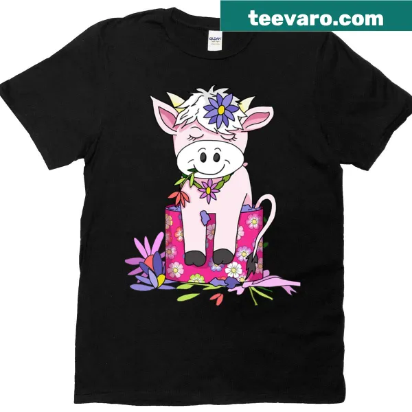 Oversized t-shirt with cartoon cow in a box graphic