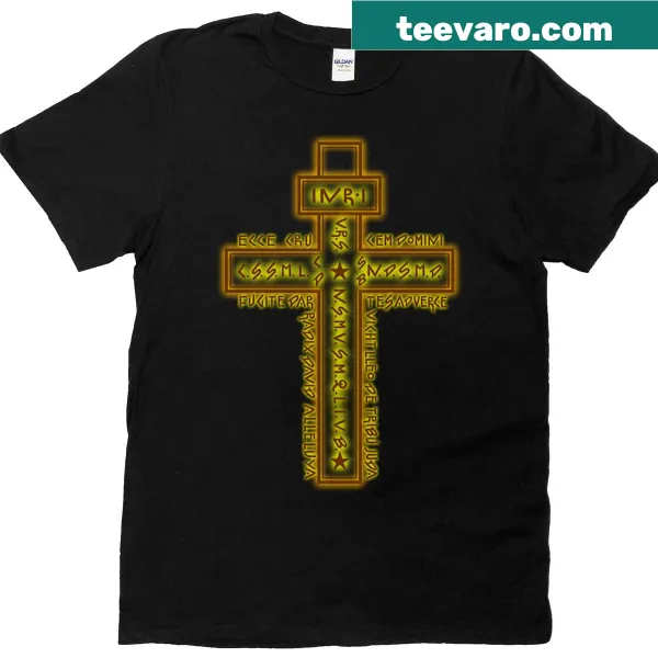 T-shirt featuring the Cruz Del Santo Padre Benito design
