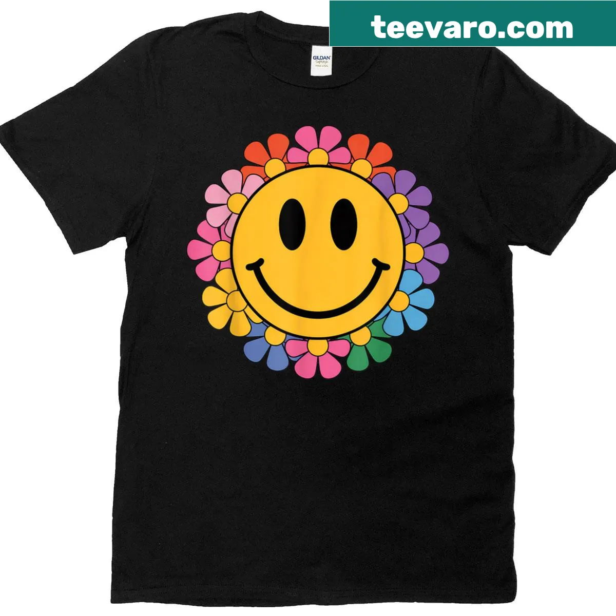 Retro smiley face T-shirt with daisies illustration — on a men's t-shirt