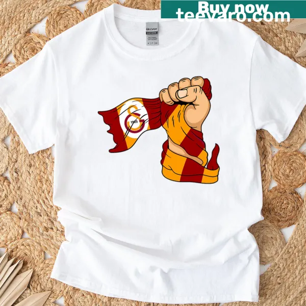 Illustrated T-shirt featuring Galatasaray's emblem and Cimbom text.