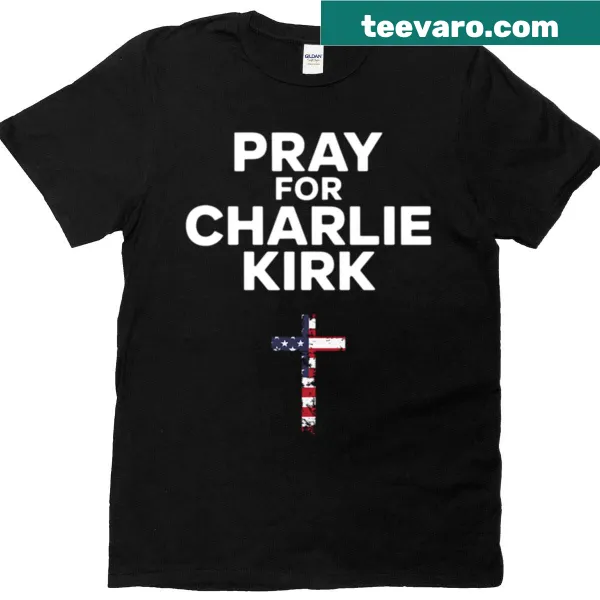 Oversized T-shirt featuring an American flag with a cross design