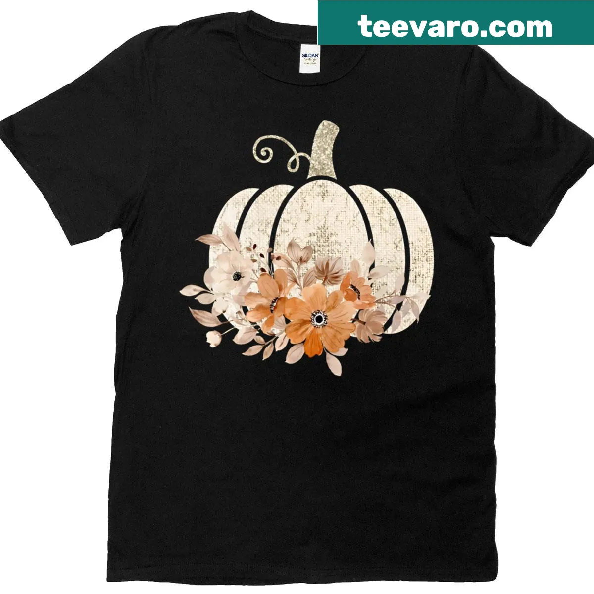 Illustration of pumpkins, wildflowers, and autumn leaves for Thanksgiving — on a men's t-shirt