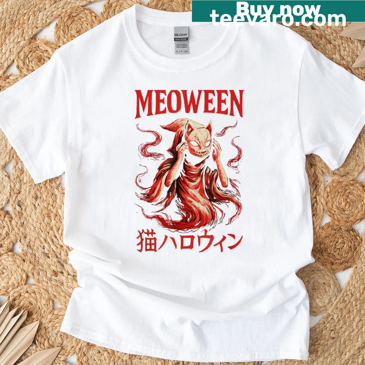 Cartoon-style ghostly cat mask for Halloween on a T-shirt — on a men's t-shirt