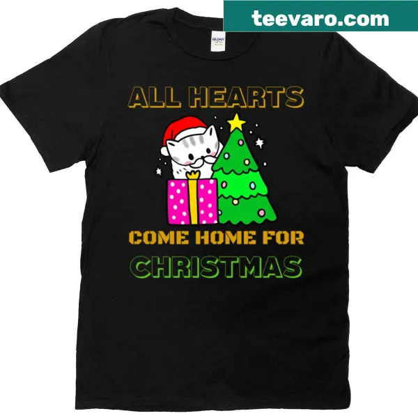 Oversized shirt with the phrase 'All Hearts Come Home For Christmas' in elegant typography
