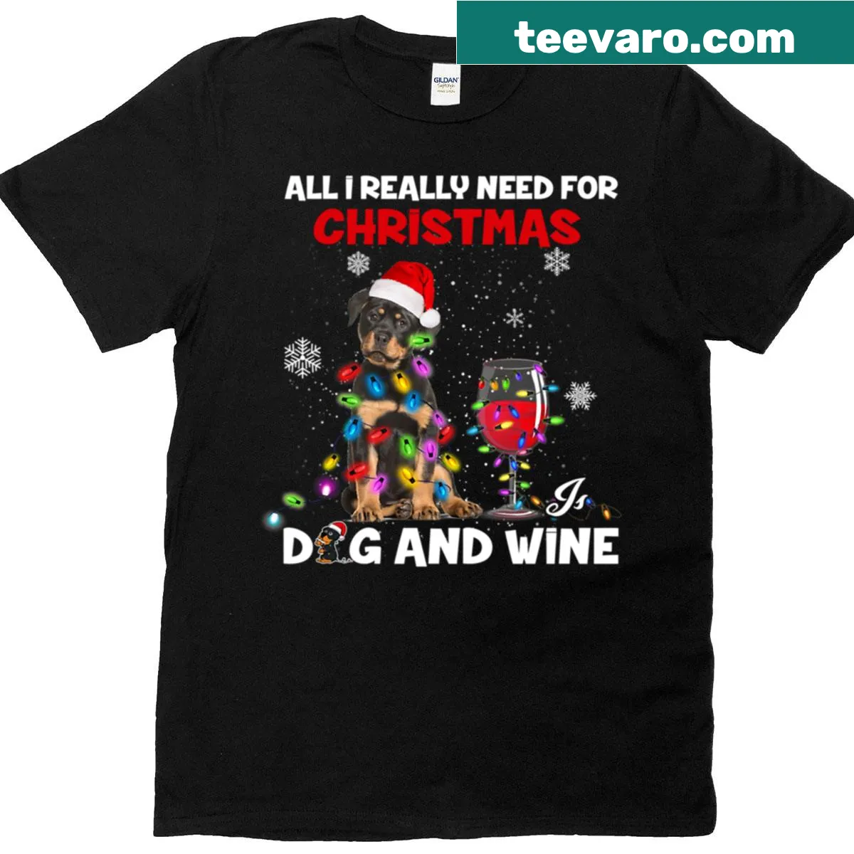Cute t-shirt illustrating a dog and wine for Christmas — on a men's t-shirt