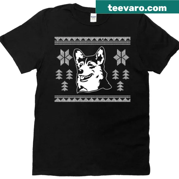 Oversized Christmas t-shirt featuring a playful corgi illustration